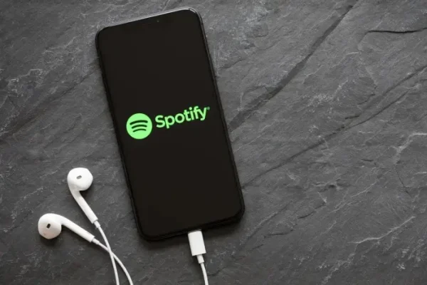 10 Best Music Streaming and Podcast Apps of the Year