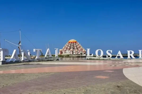 Losari Beach Makassar