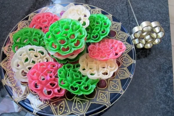 10 Recommended Typical Jakarta Souvenirs That You Must Bring Home Recommended Typical Jakarta Souvenirs That You Must Bring Home